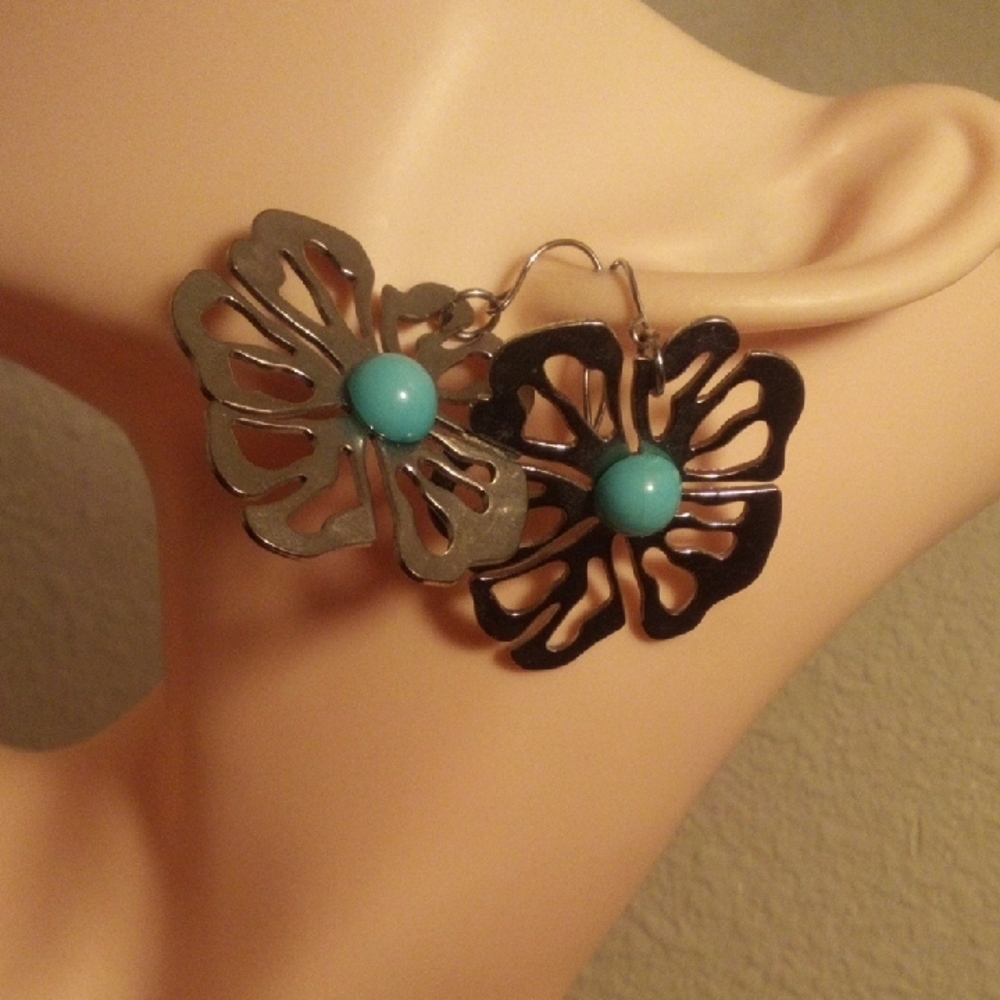 Turquoise Center Floral‎ Cutout Drop Earrings - Women Jewelry